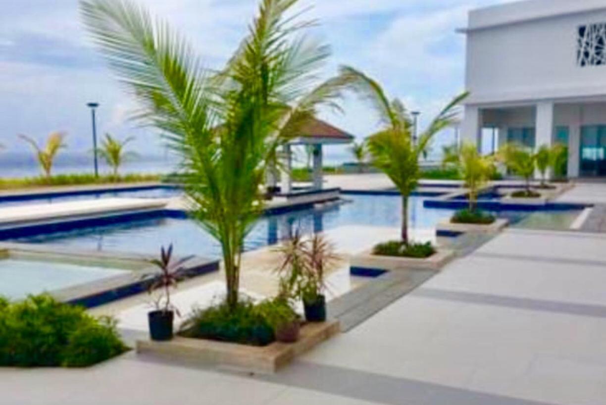 Grand Condo-Hotel With Breathtaking Seaside Views In Lapu-Lapu, Cebu Экстерьер фото