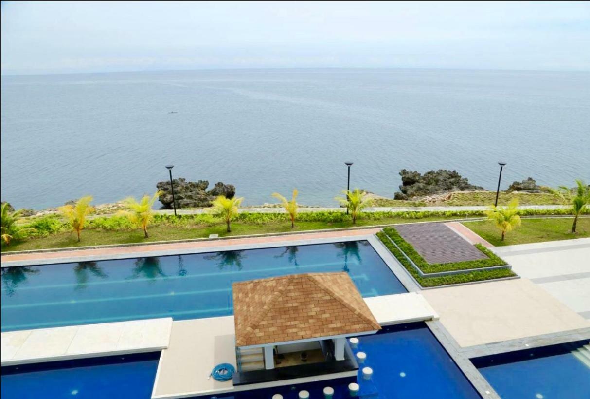 Grand Condo-Hotel With Breathtaking Seaside Views In Lapu-Lapu, Cebu Экстерьер фото